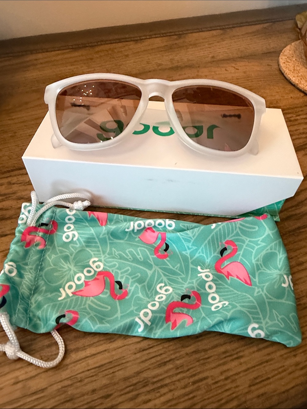 NWB Goodr White Frame Sunglasses with Rose Lenses Rootbeer Somelier